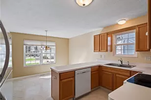 7770 Arbor Way, Parma, OH 44134 - Photo 8