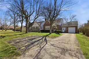 1115 Broad St, Ashland, OH 44805 - Photo 2