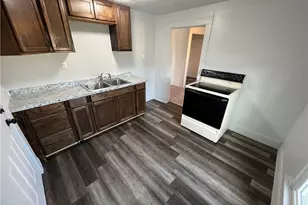 230 Van Buren St, Zanesville, OH 43701 - Photo 14