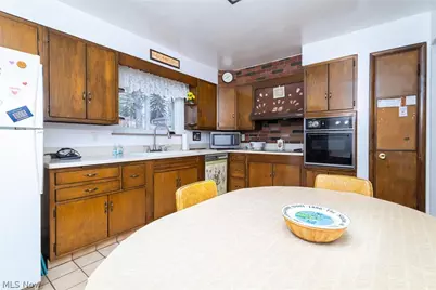 132 Bryden Road, Steubenville, OH 43953 - Photo 8