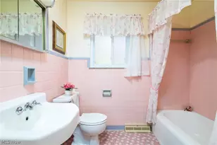 132 Bryden Rd, Steubenville, OH 43953 - Photo 22