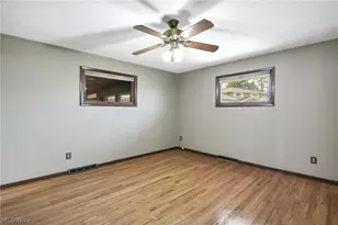 7350 Ames Rd, Parma, OH 44129 - Photo 20