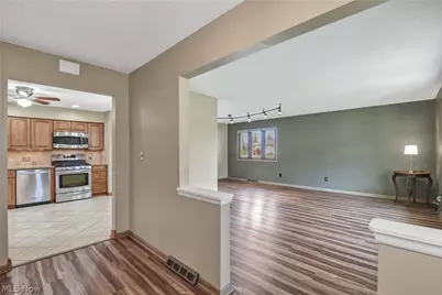 7350 Ames Road, Parma, OH 44129 - Photo 2