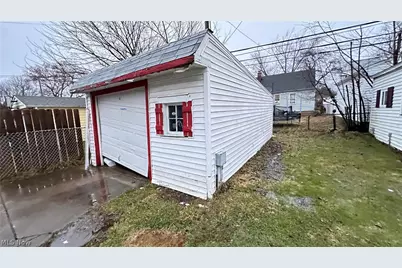 19513 Beverly Avenue, Maple Heights, OH 44137 - Photo 6
