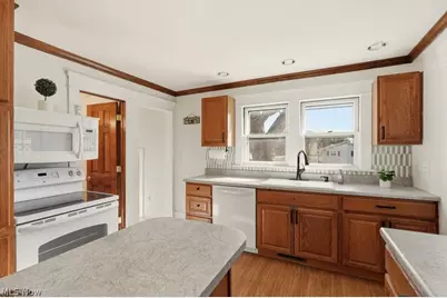 2410 Munroe Falls Avenue, Cuyahoga Falls, OH 44221 - Photo 20