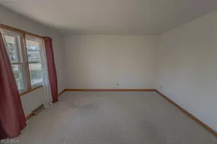 143 Riverview Dr, Marietta, OH 45750 - Photo 4