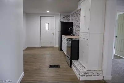 232 Howard Street, Medina, OH 44256 - Photo 6