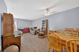 5236 Creekside Blvd, Brunswick Hills, OH 44212 - Photo 12