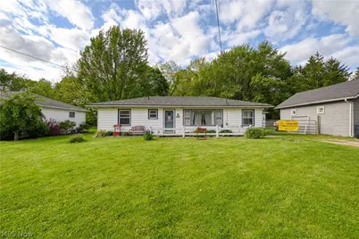 2161 Savoy Avenue, Akron, OH 44305 - Photo 2