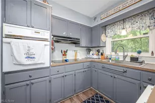 2161 Savoy Ave, Akron, OH 44305 - Photo 8