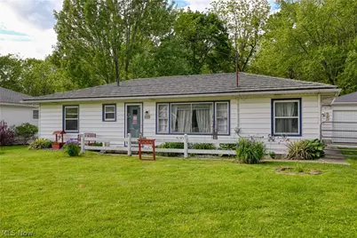 2161 Savoy Avenue, Akron, OH 44305 - Photo 1