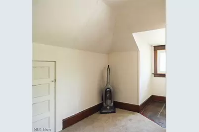 33 N Hartford Avenue, Youngstown, OH 44509 - Photo 16