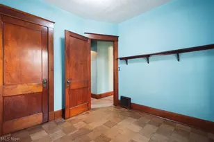 33 N Hartford Ave, Youngstown, OH 44509 - Photo 12