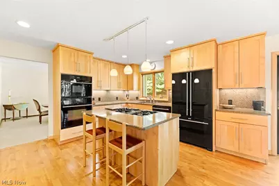 960 Poulsen Drive, Akron, OH 44313 - Photo 10