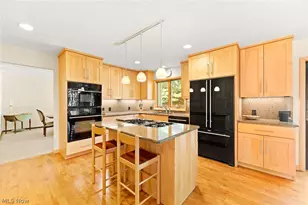 960 Poulsen Dr, Akron, OH 44313 - Photo 10