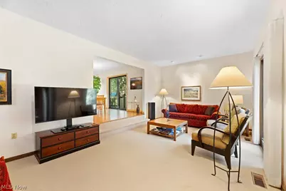 960 Poulsen Drive, Akron, OH 44313 - Photo 12