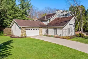 960 Poulsen Dr, Akron, OH 44313 - Photo 1