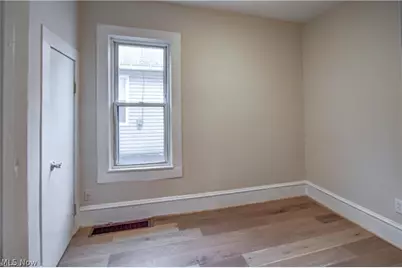 7619 Lawn Avenue, Loveland, OH 44102 - Photo 14