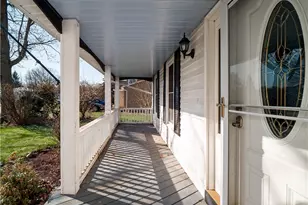 5922 Opal St, North Ridgeville, OH 44039 - Photo 4