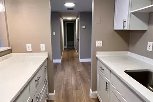 6910 Carriage Hill Dr, Brecksville, OH 44141 - Photo 6