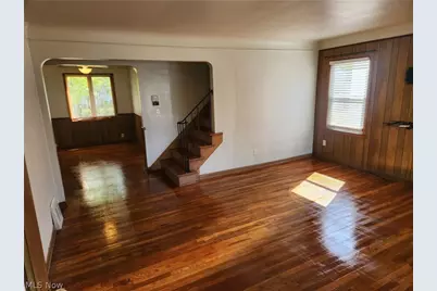 21300 Wilmore Avenue, Euclid, OH 44123 - Photo 6