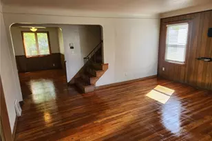 21300 Wilmore Ave, Euclid, OH 44123 - Photo 6