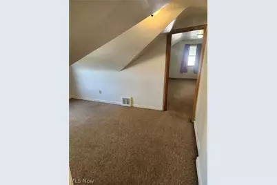 21300 Wilmore Avenue, Euclid, OH 44123 - Photo 14