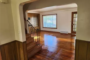 21300 Wilmore Ave, Euclid, OH 44123 - Photo 4