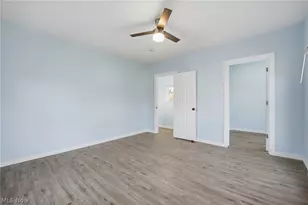 950 Park Ave, Amherst, OH 44001 - Photo 20