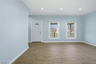 950 Park Ave, Amherst, OH 44001 - Photo 12