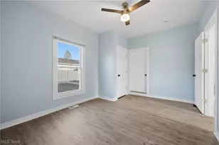 950 Park Ave, Amherst, OH 44001 - Photo 16