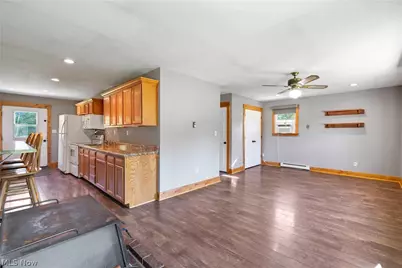 13095 Portage Street, Doylestown, OH 44230 - Photo 10