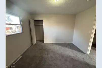 1820 Midway Avenue NE, Canton, OH 44705 - Photo 14