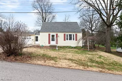 702 Sherwood Drive, Wooster, OH 44691 - Photo 1