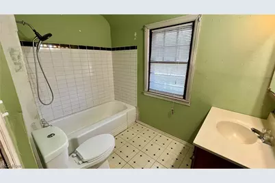 3965 Monticello Boulevard, Cleveland Heights, OH 44121 - Photo 22