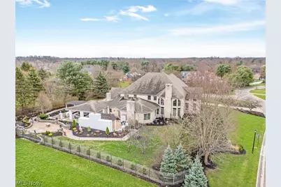 1311 Chantilly Circle NE, Canton, OH 44721 - Photo 48