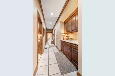 1311 Chantilly Circle NE, Canton, OH 44721 - Photo 18