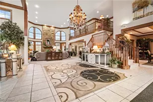 1311 Chantilly Cir NE, Canton, OH 44721 - Photo 8