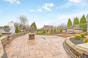 1311 Chantilly Cir NE, Canton, OH 44721 - Photo 44