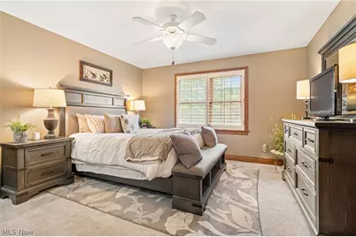 1311 Chantilly Circle NE, Canton, OH 44721 - Photo 32