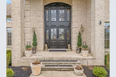 1311 Chantilly Circle NE, Canton, OH 44721 - Photo 4