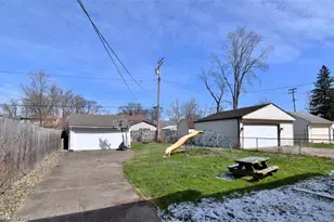 16412 Elsienna Ave, Loveland, OH 44135 - Photo 36