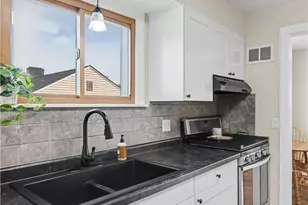 2682 9th St, Cuyahoga Falls, OH 44221 - Photo 8