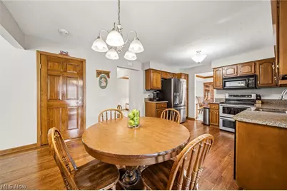 9602 Lasalle Lane, Mentor, OH 44060 - Photo 4