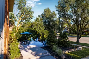 10524 Clifton Blvd, Loveland, OH 44102 - Photo 14