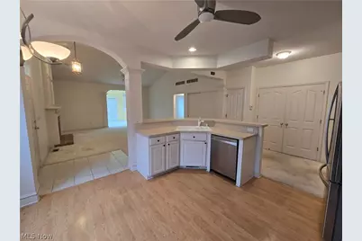 9910 Country Club Circle, Twinsburg, OH 44087 - Photo 4