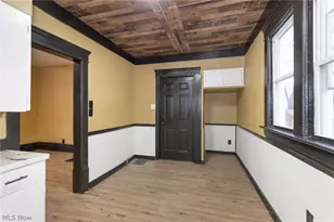 258 Oberlin Ct, Akron, OH 44311 - Photo 10