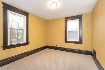 258 Oberlin Court, Akron, OH 44311 - Photo 18