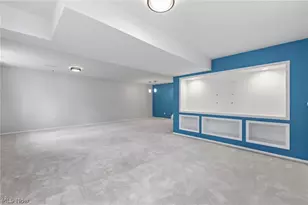 26772 Skyline Dr, Olmsted Twp, OH 44138 - Photo 18