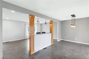 26772 Skyline Dr, Olmsted Twp, OH 44138 - Photo 14